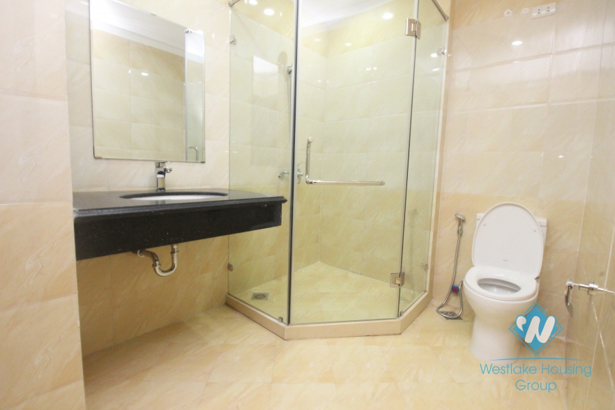 New and nice house for rent in Hoang Hoa Tham, Ba Dinh, Hanoi